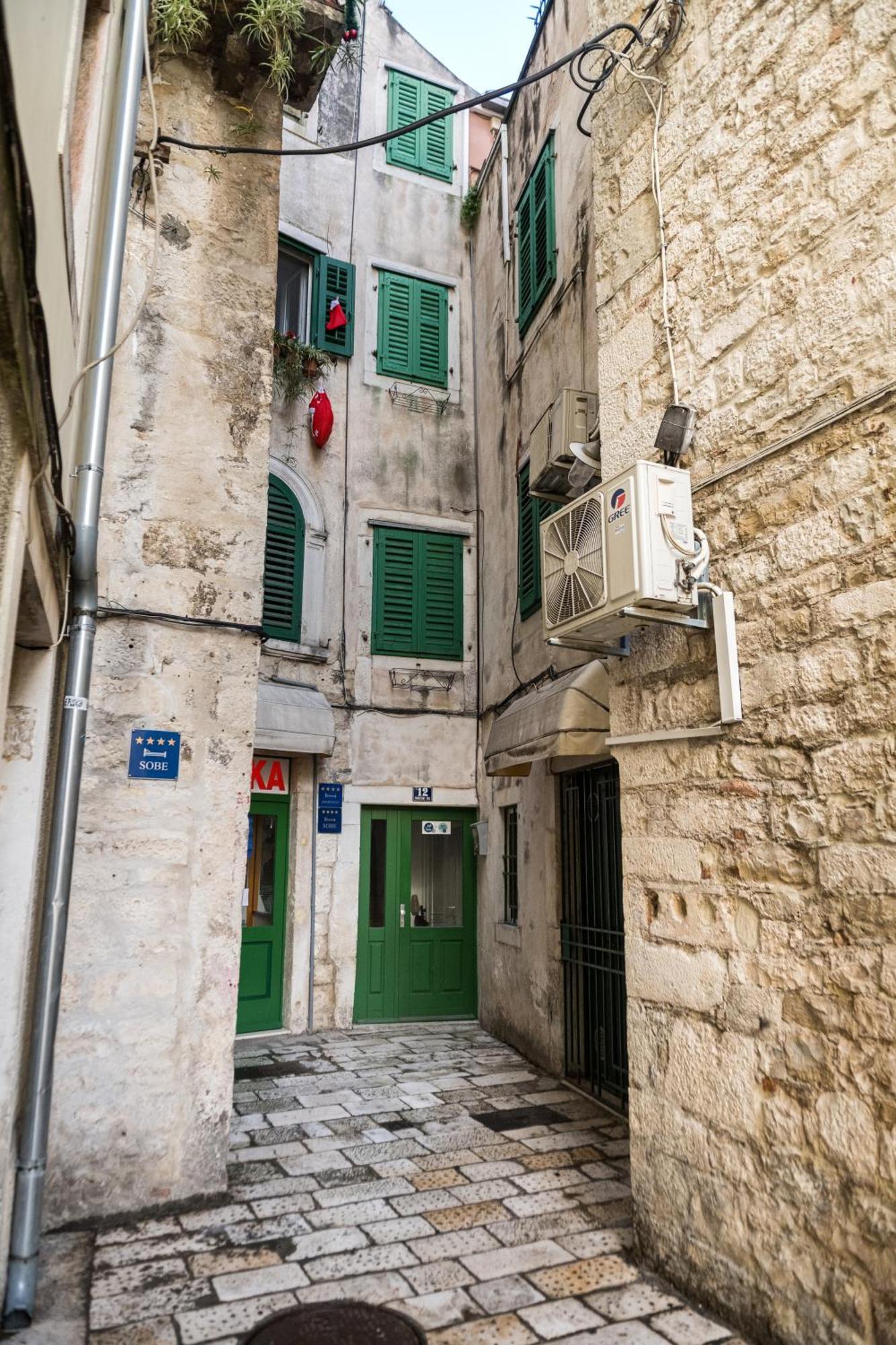 Duplex With Terrace In The City Centar Split Bagian luar foto