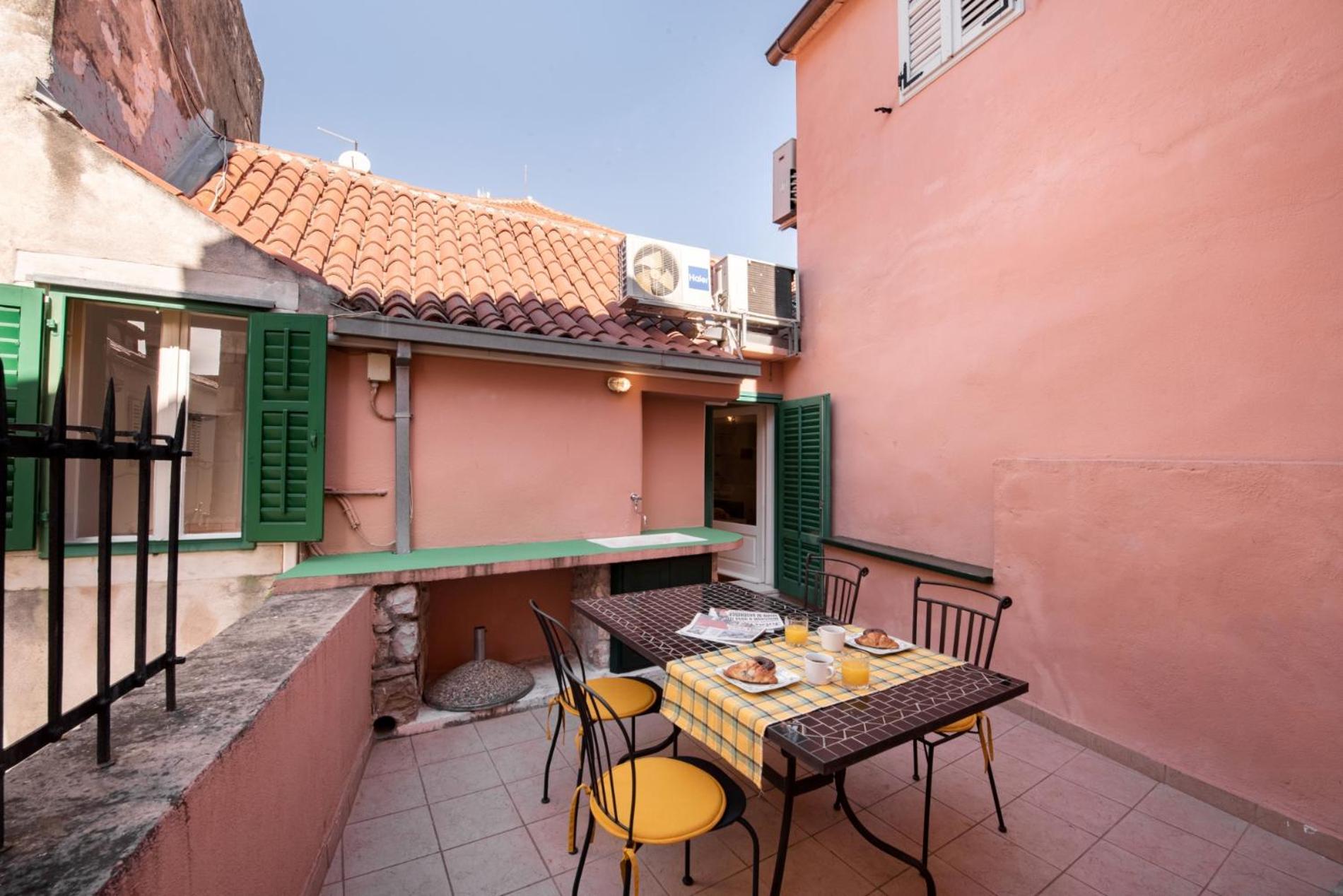 Duplex With Terrace In The City Centar Split Bagian luar foto